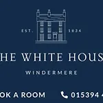 The White House - Off-site Health Club & 2 Minute Walk Away Penzion
