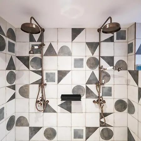 The White House 5* 보우네스온윈더미어