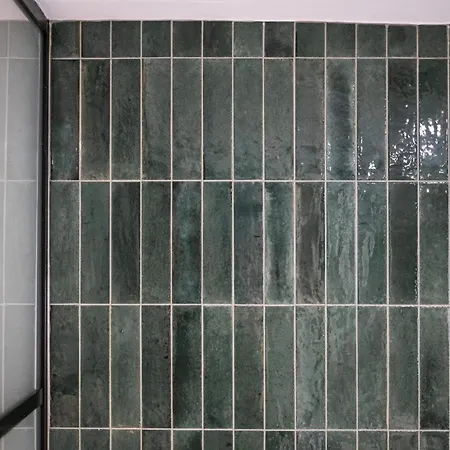 게스트하우스 The White House 5*