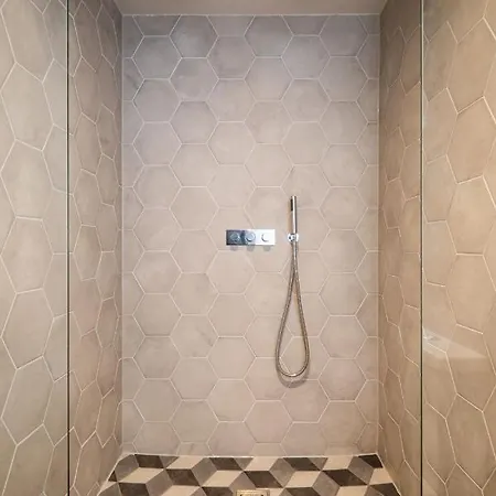 Konukevi The White House