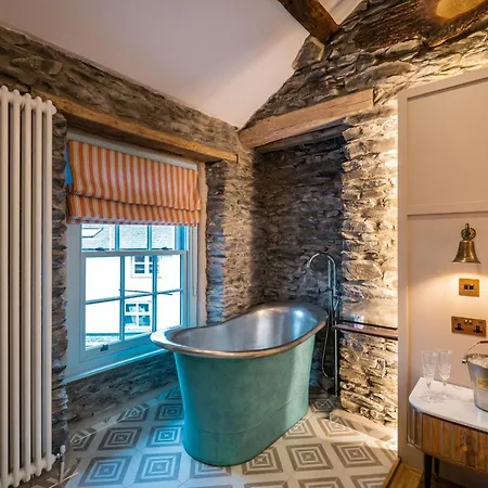 The White House 게스트하우스 5*