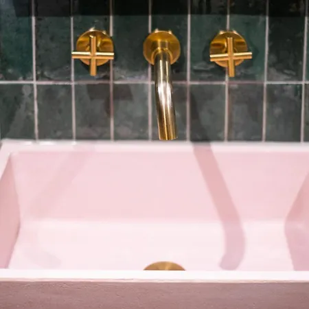 The White House 보우네스온윈더미어