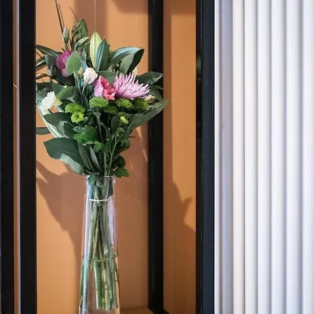 The White House 5* 보우네스온윈더미어