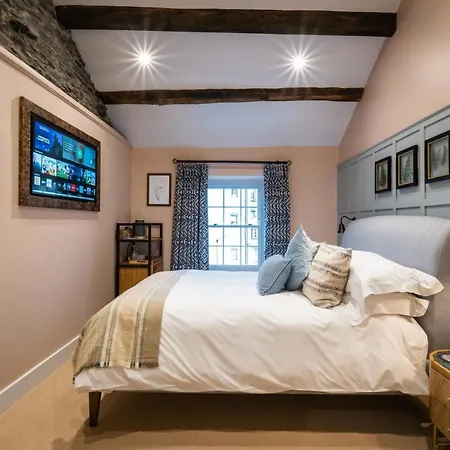 The White House 게스트하우스 보우네스온윈더미어