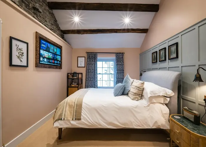 The White House - Off-site Health Club & 2 Minute Walk Away Guest house Bowness-on-Windermere