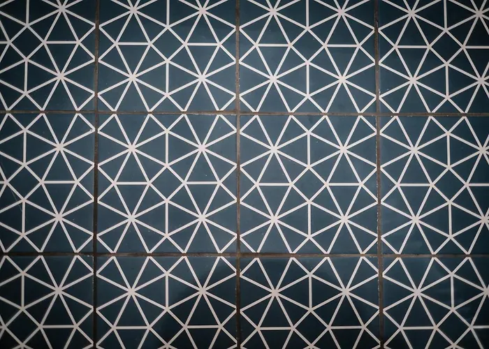 Guest house The White House - Off-site Health Club & 2 Minute Walk Away 5*