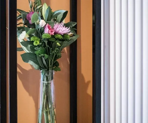 The White House - Off-site Health Club & 2 Minute Walk Away 5* باونيس أون وينديرمير